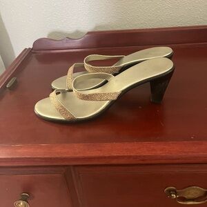 Elegant Tan Heeled Sandals